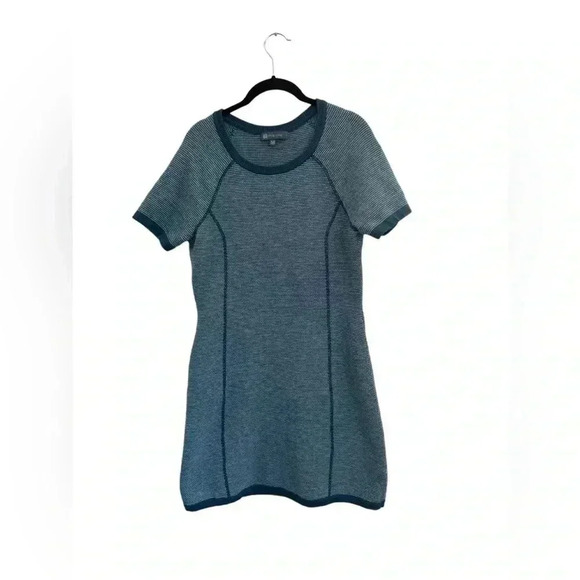 Title Nine Size Medium Knit Dress Blue Green Short Sleeve Athletic Dress Golf - Picture 1 of 8